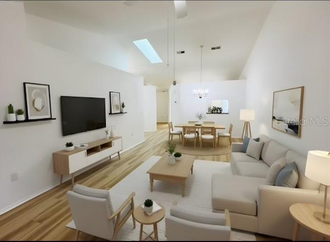 Image 6 of 51 For 525 Oak Terrace 121