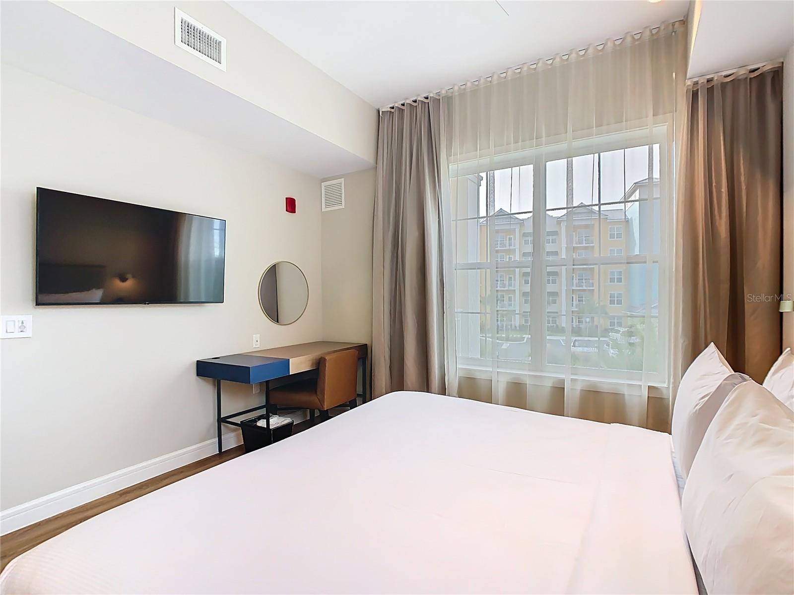 Image 18 of 45 For 3151 Sunset Walk Drive 218