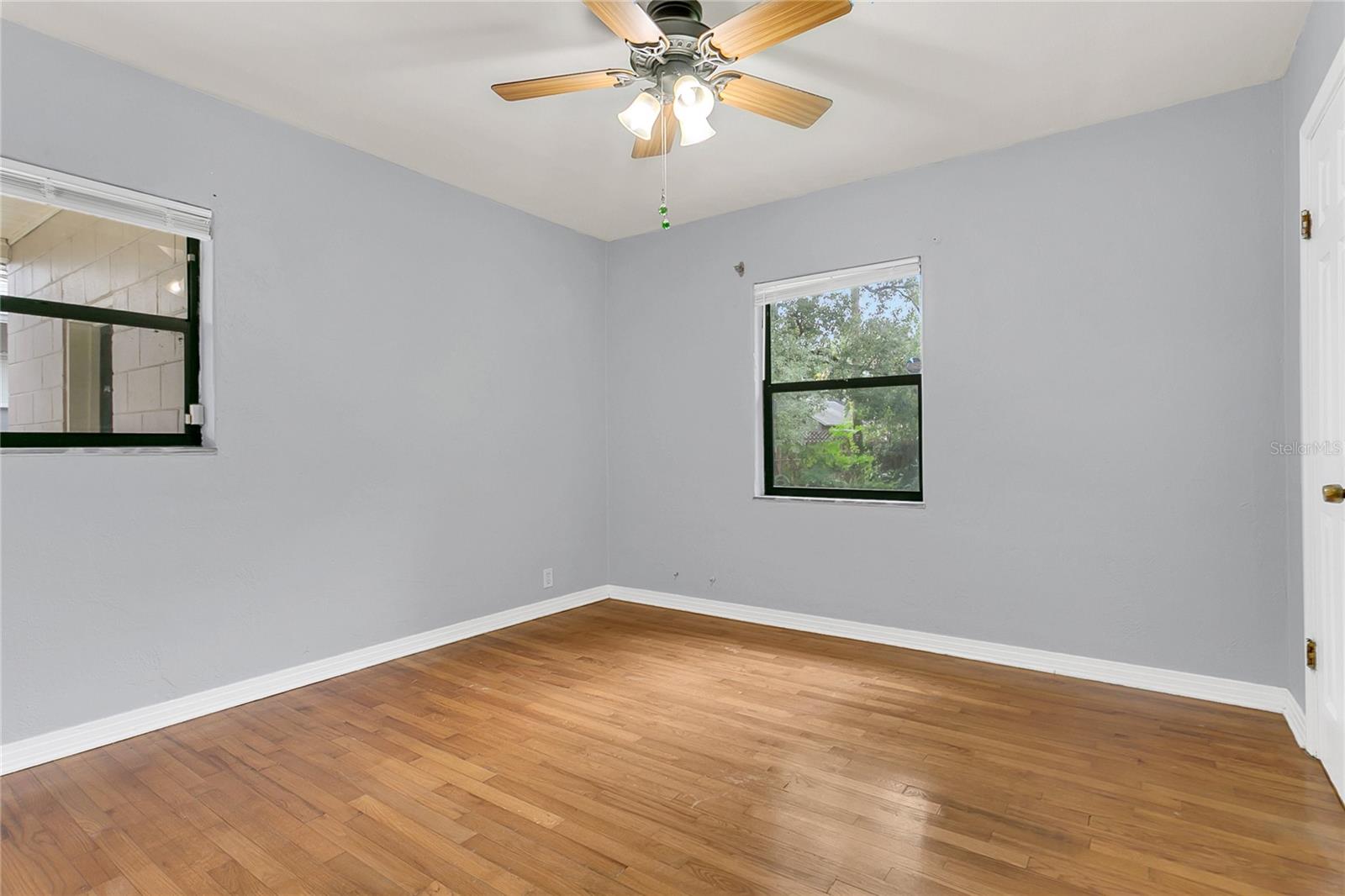 Image 10 of 26 For 1700 Ferris Avenue