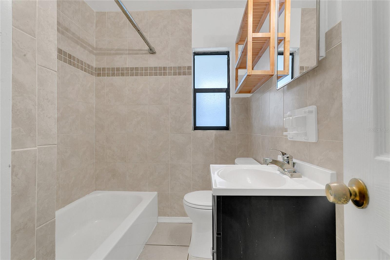 Image 11 of 26 For 1700 Ferris Avenue