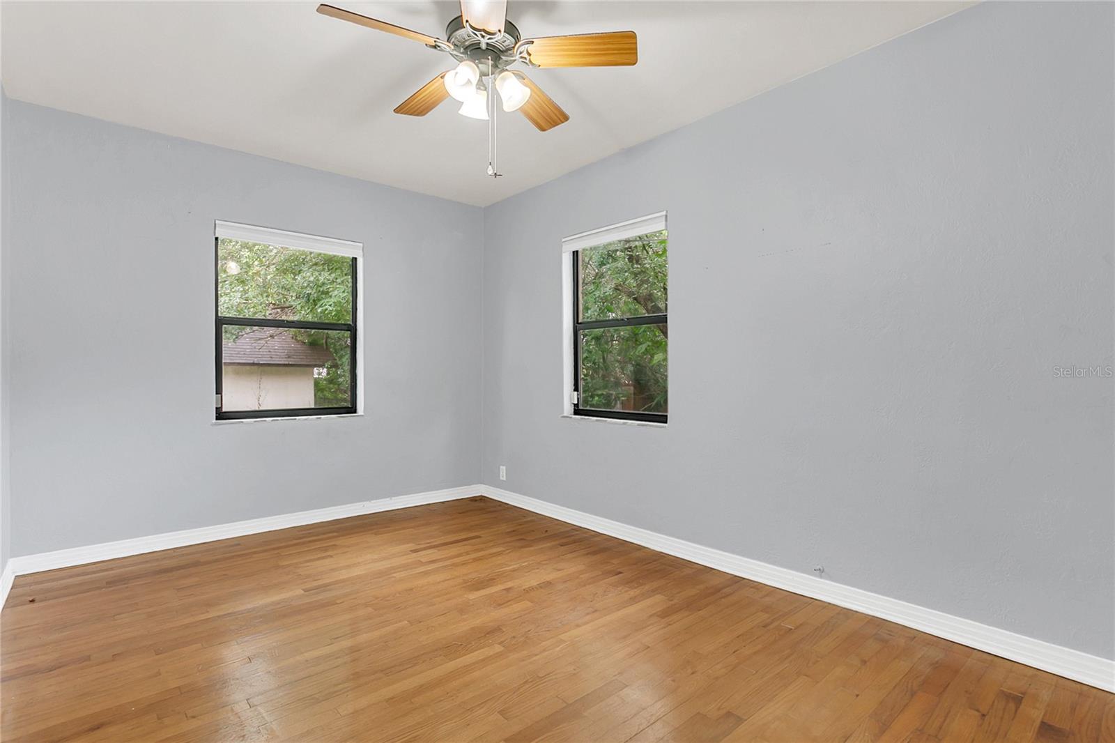 Image 12 of 26 For 1700 Ferris Avenue