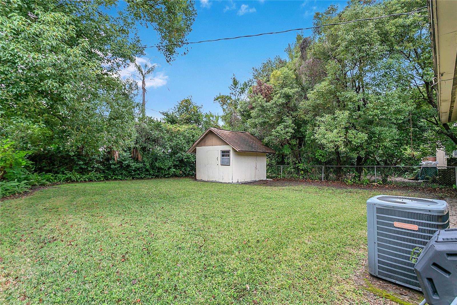 Image 18 of 26 For 1700 Ferris Avenue