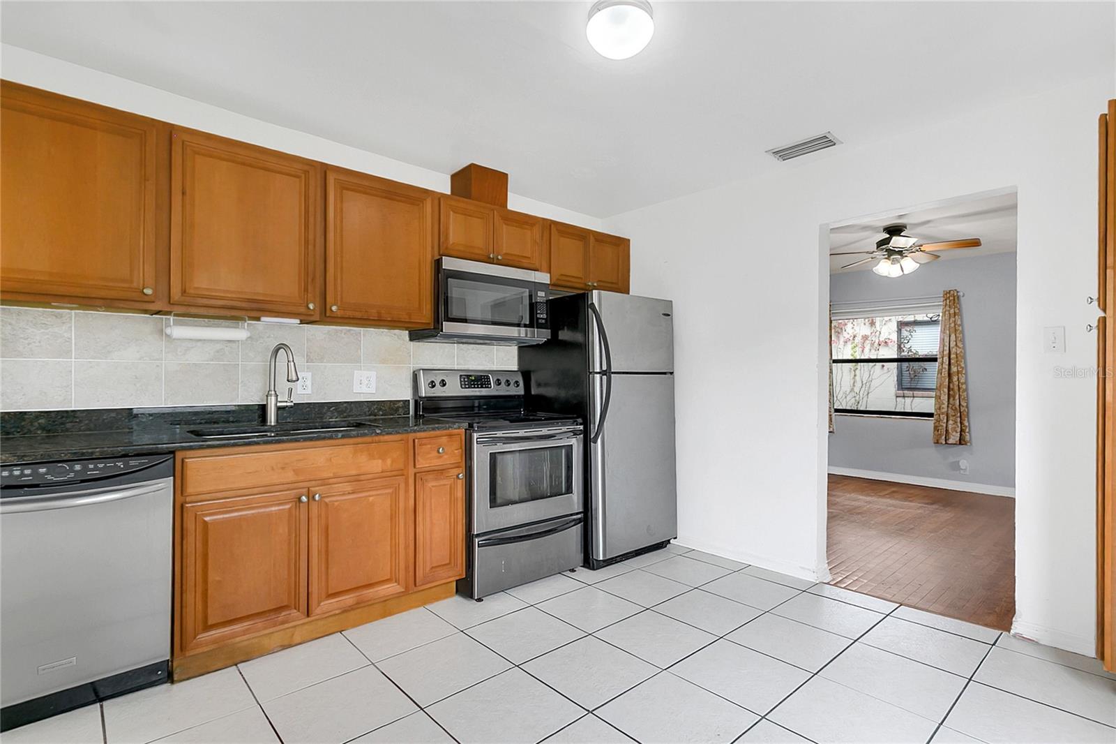 Image 8 of 26 For 1700 Ferris Avenue