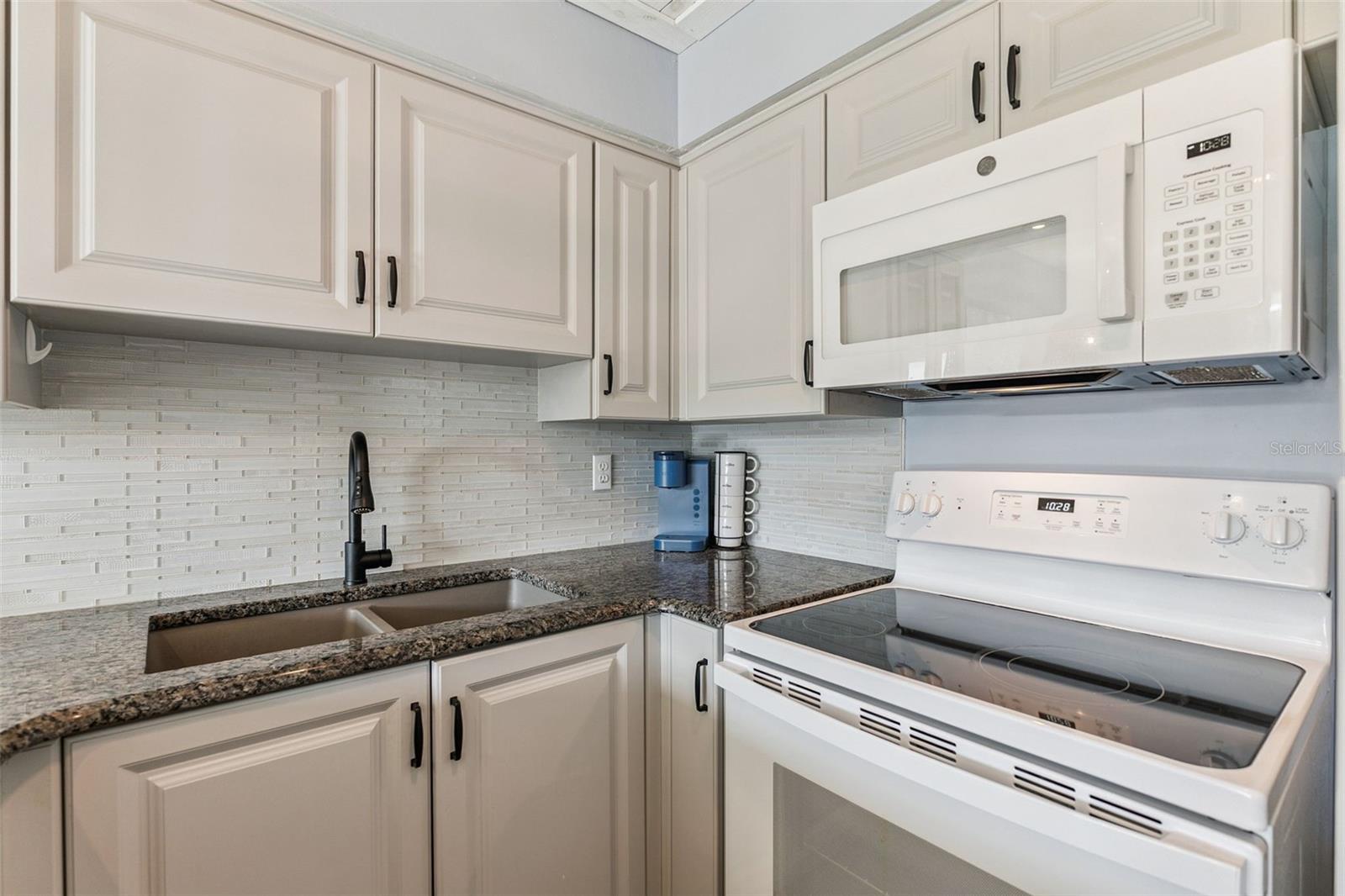 Image 11 of 47 For 1441 Atlantic Avenue 315