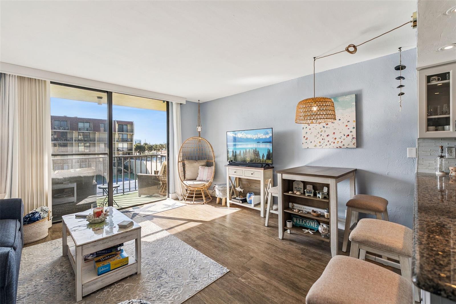 Image 3 of 47 For 1441 Atlantic Avenue 315