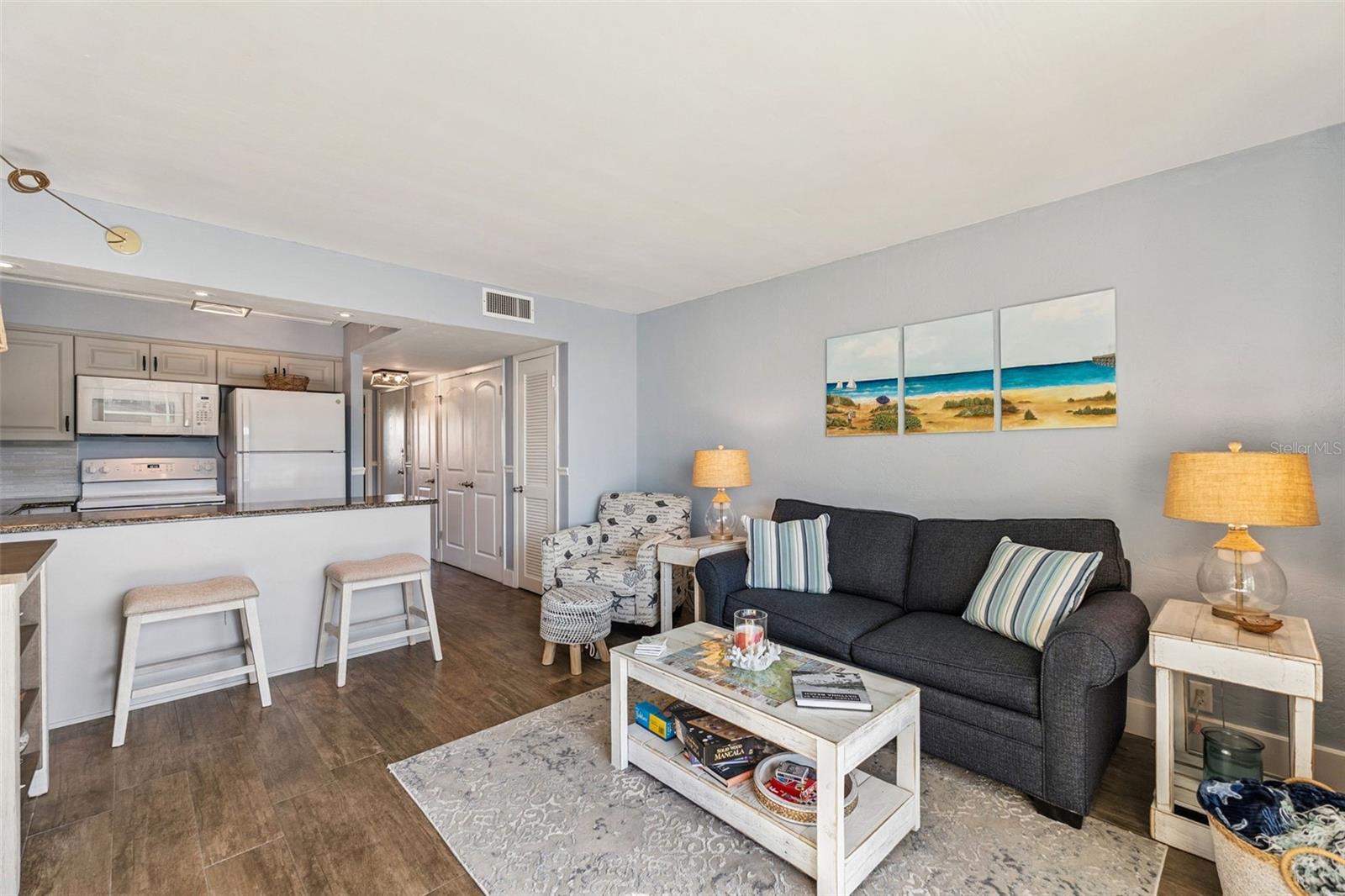 Image 4 of 47 For 1441 Atlantic Avenue 315