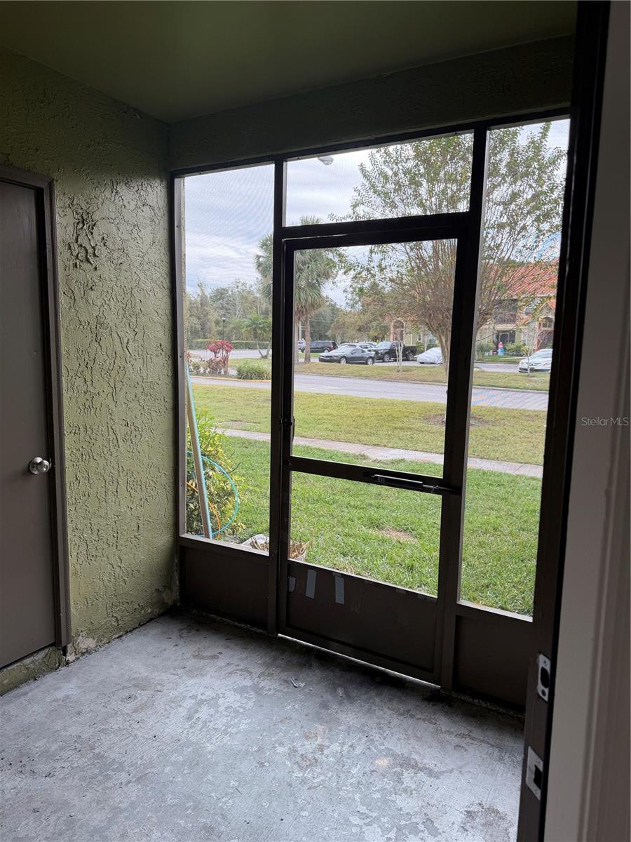 Image 13 of 16 For 425 Fountainhead Circle 106