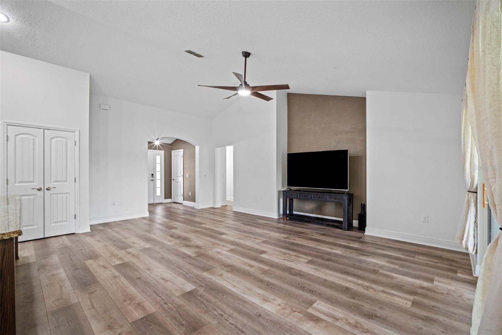 Image 10 of 52 For 510 Cody Allen Court