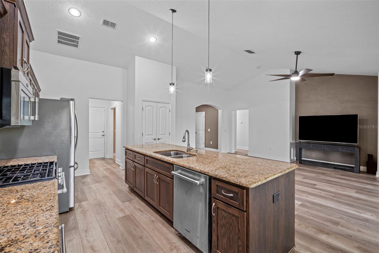 Image 16 of 52 For 510 Cody Allen Court