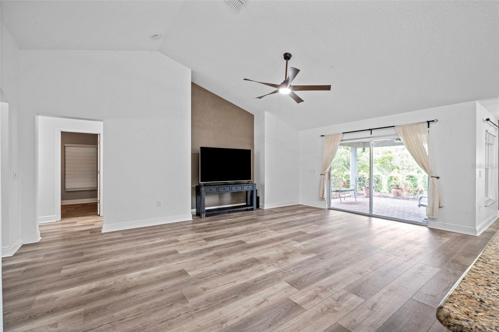 Image 9 of 52 For 510 Cody Allen Court