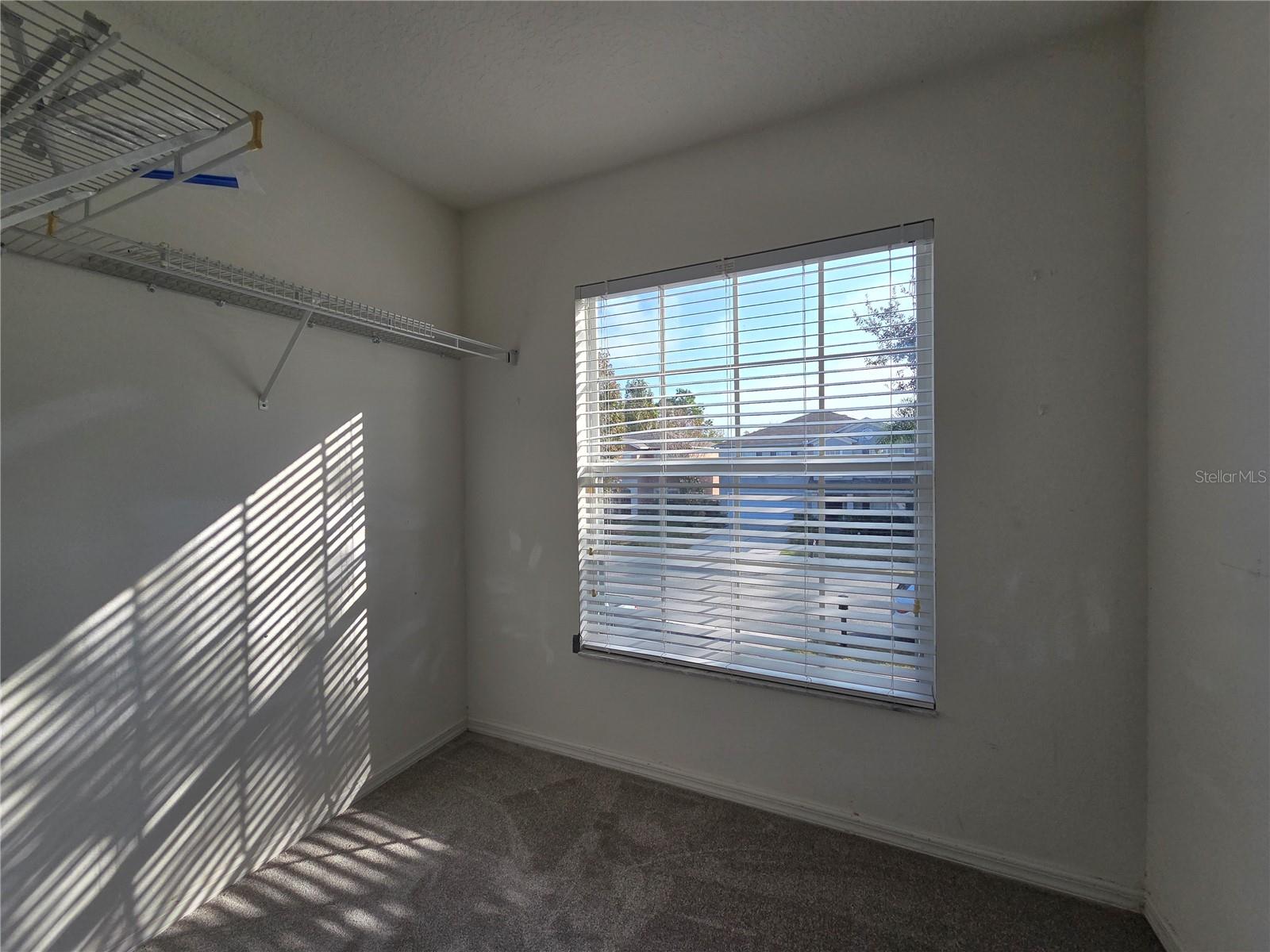 Image 27 of 37 For 1645 Algonkin Loop