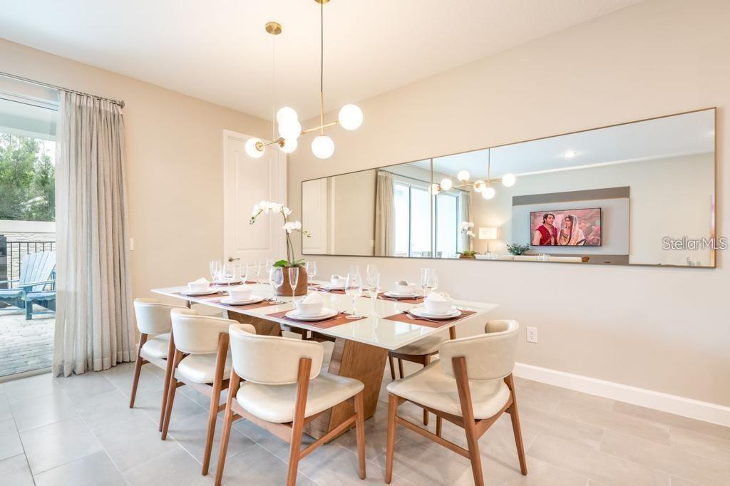 Image 3 of 12 For 7936 Formosa Valley Place