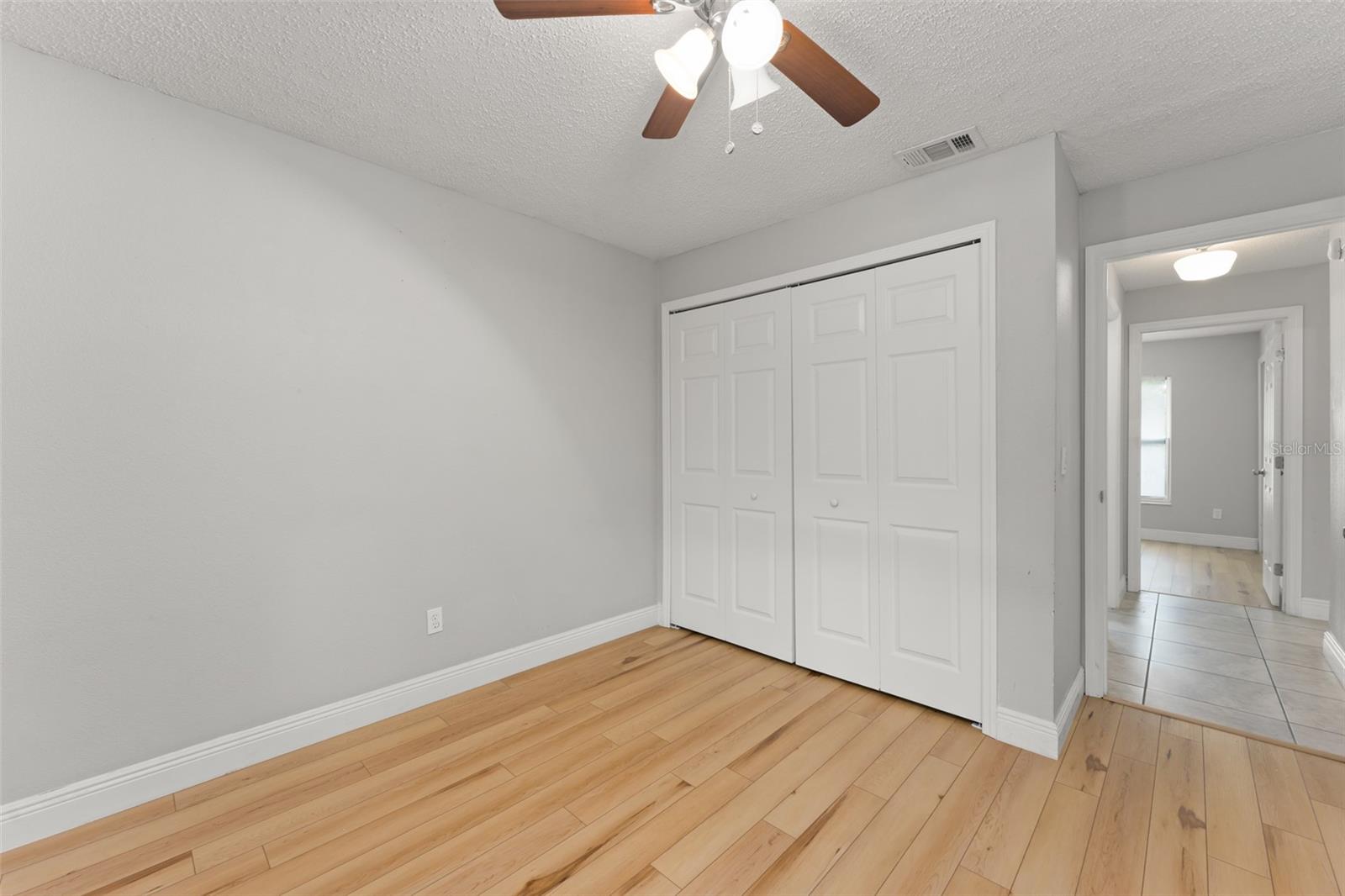 Image 24 of 36 For 1058 Alpug Avenue