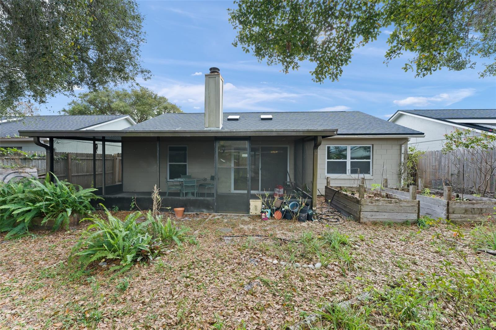 Image 29 of 36 For 1058 Alpug Avenue