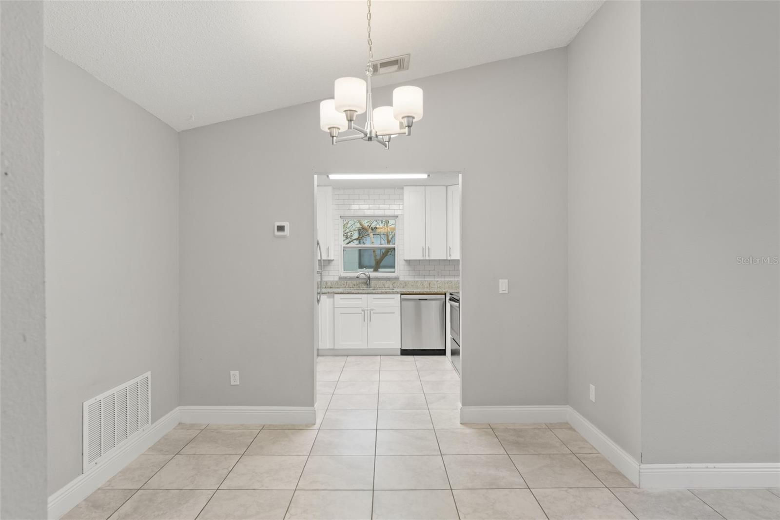 Image 3 of 36 For 1058 Alpug Avenue