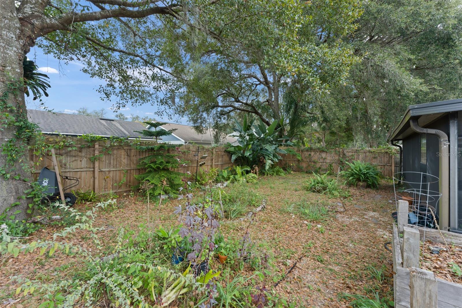 Image 32 of 36 For 1058 Alpug Avenue