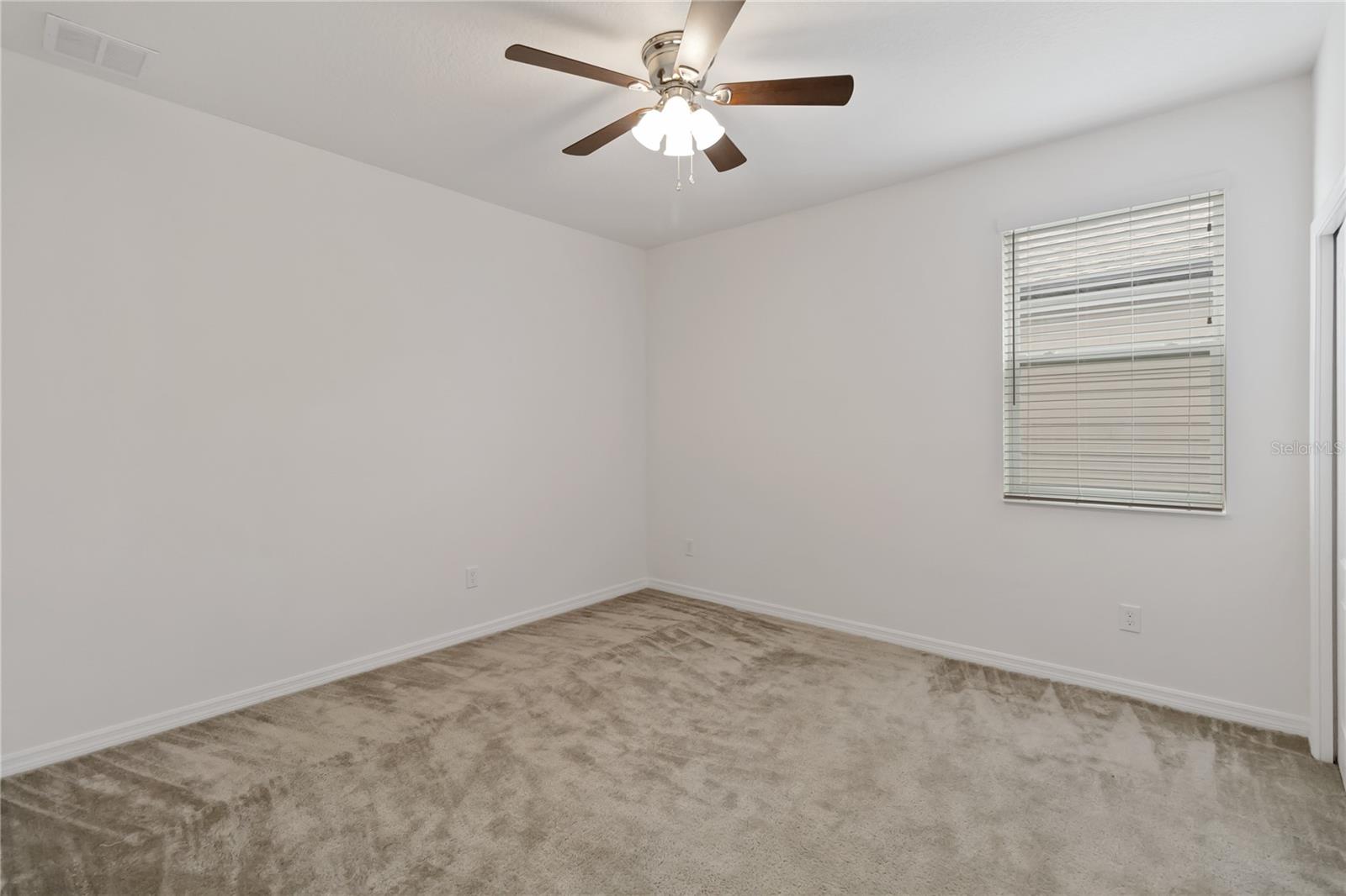 Image 20 of 49 For 12112 Encore At Ovation Way