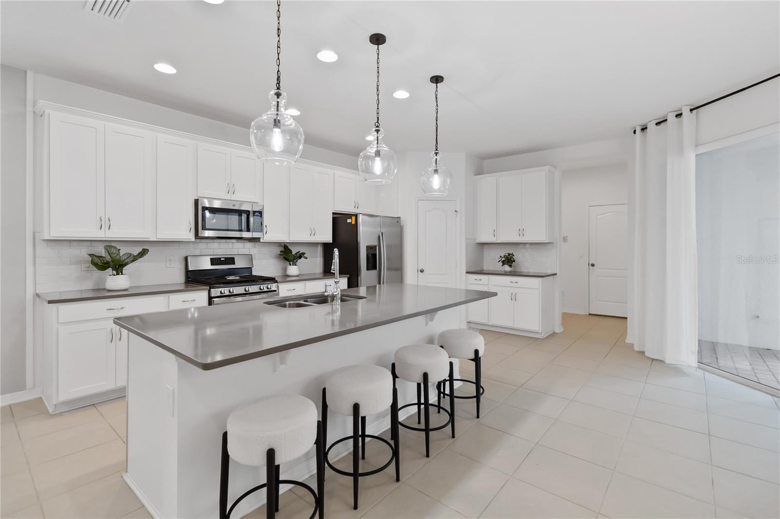 Image 8 of 49 For 12112 Encore At Ovation Way