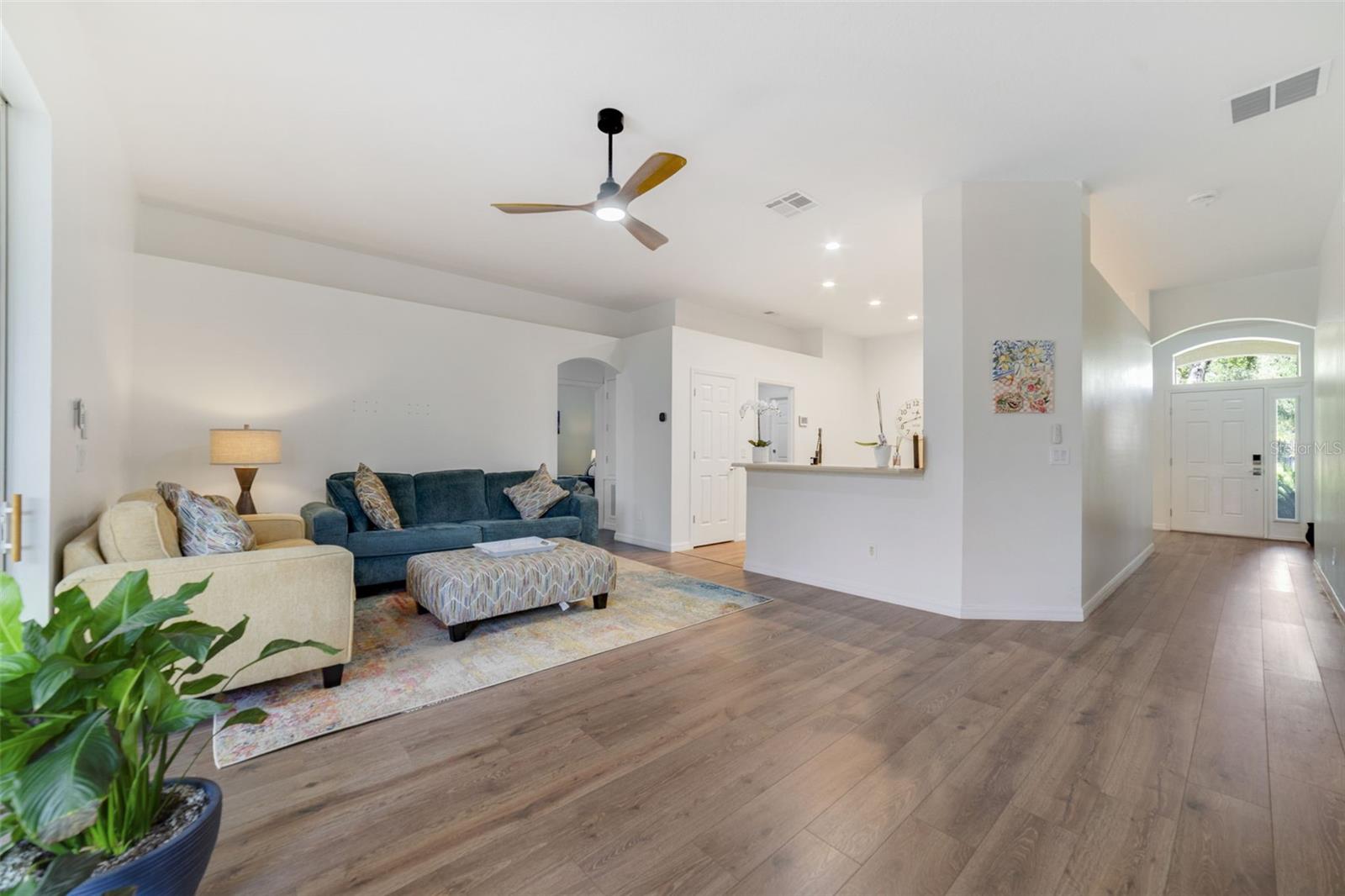 Image 6 of 32 For 846 Rockford Road