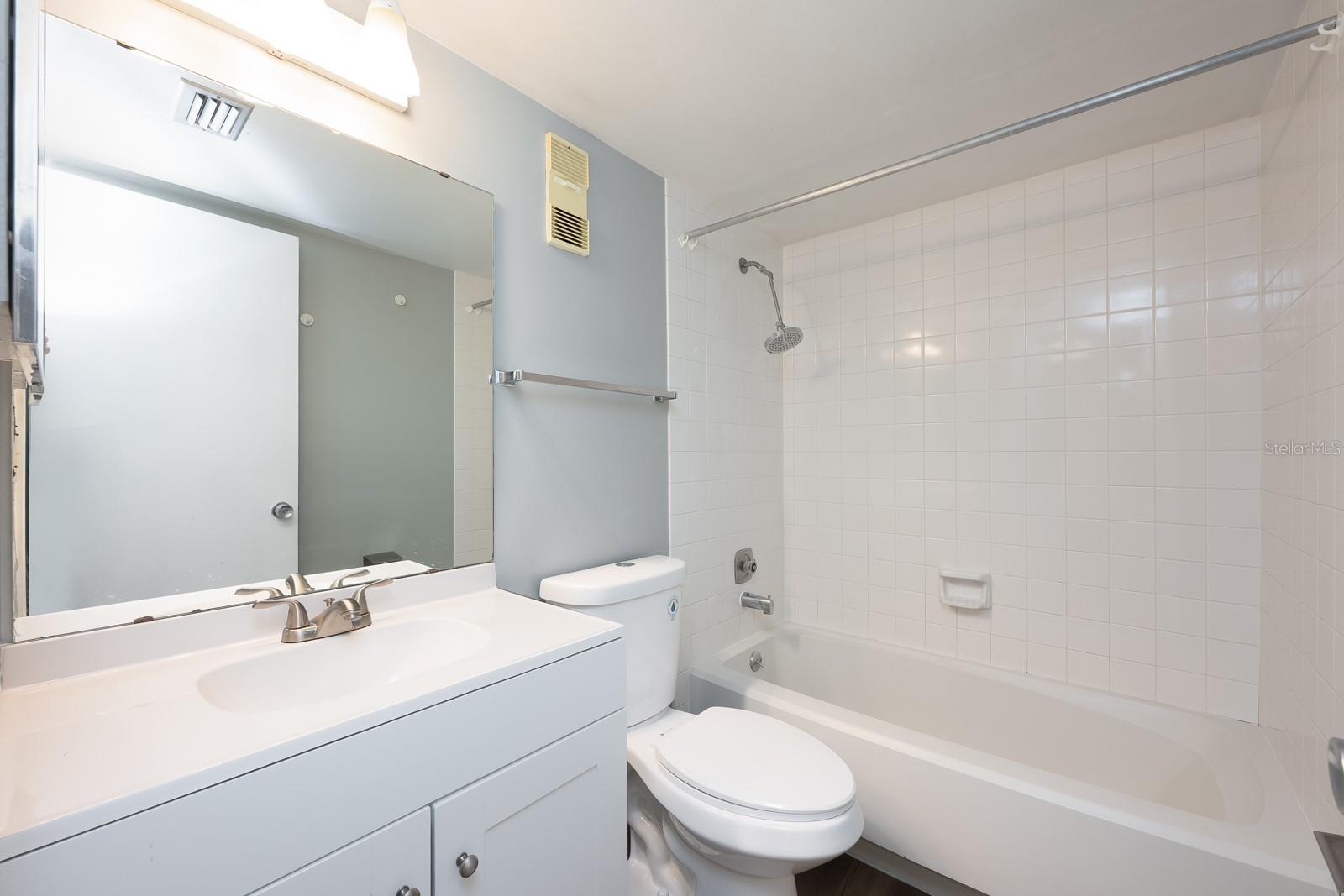 Image 10 of 23 For 140 Orchid Woods Court 11c