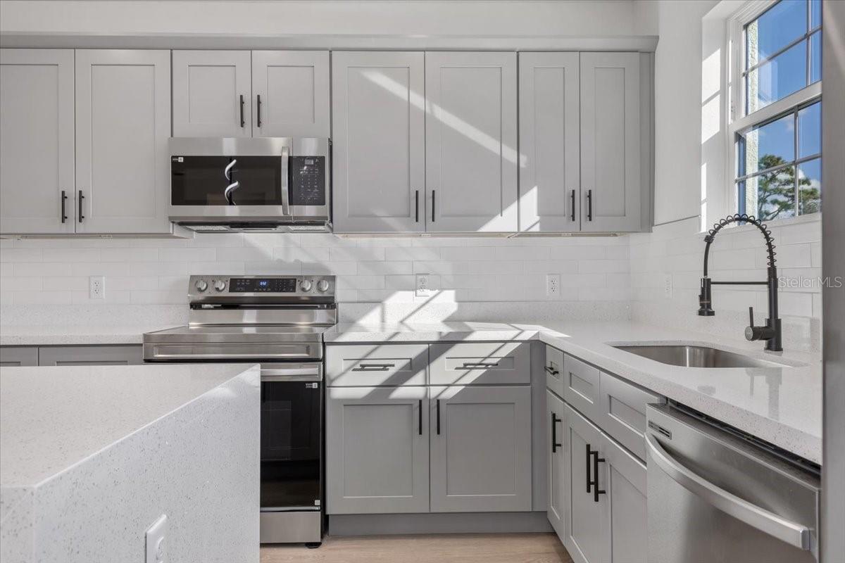 Image 11 of 43 For 7335 Ancha Street