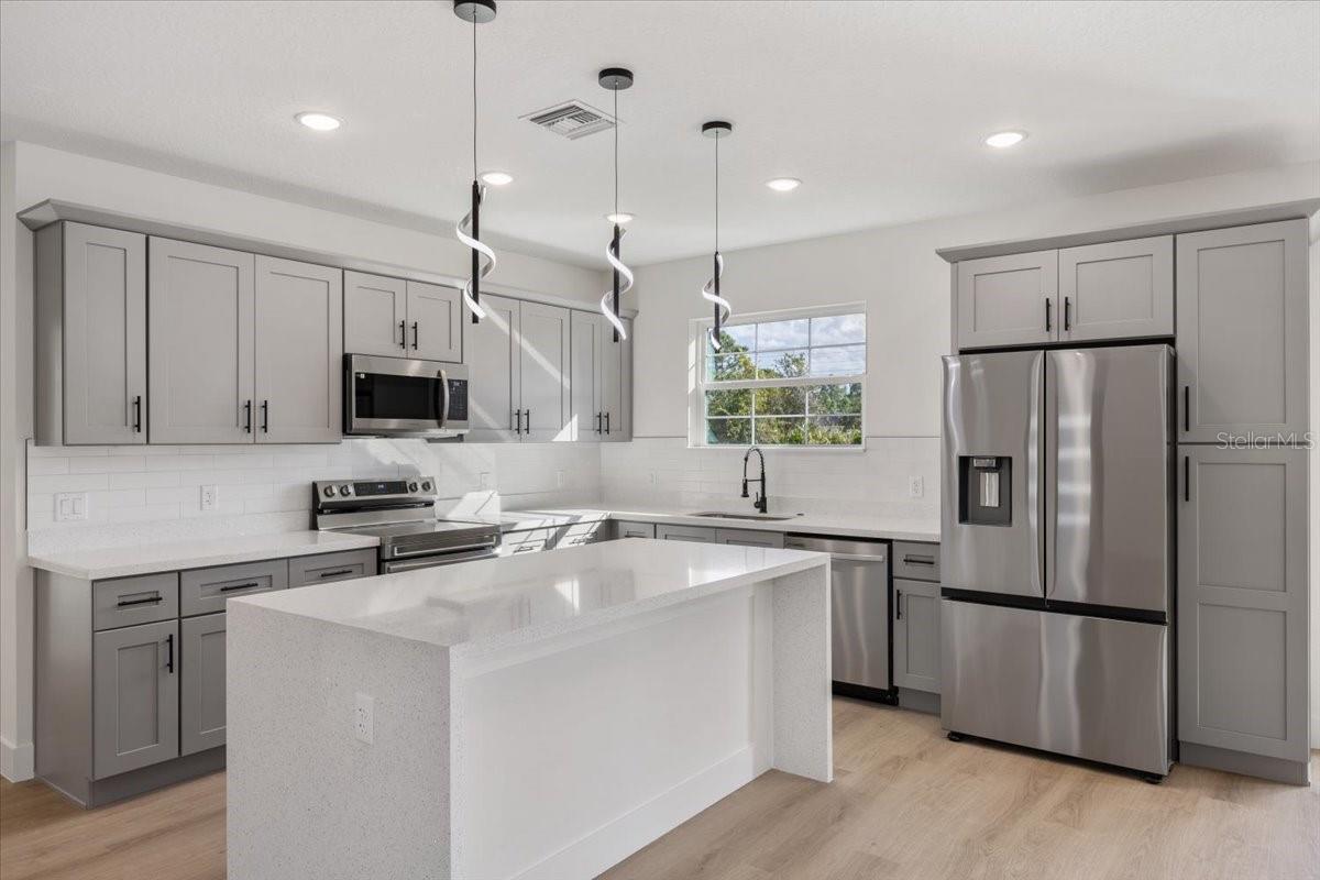 Image 7 of 43 For 7335 Ancha Street