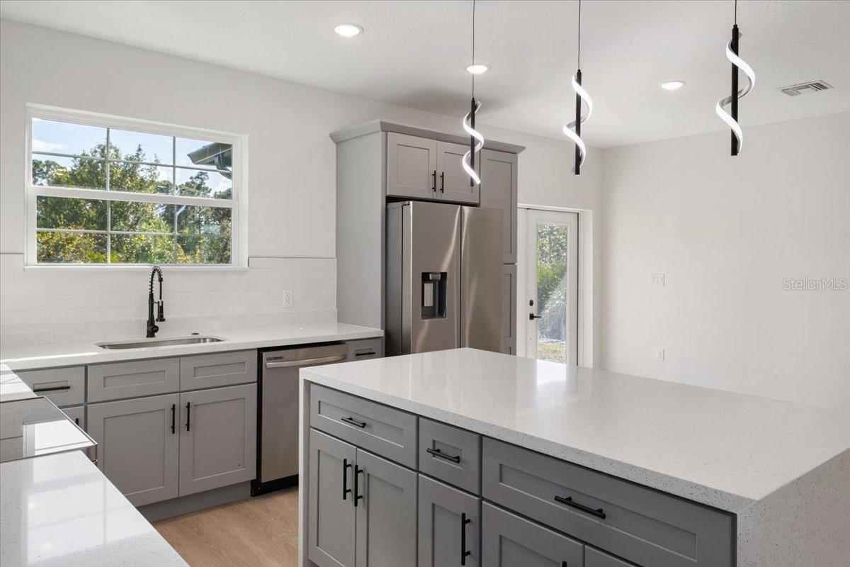Image 9 of 43 For 7335 Ancha Street