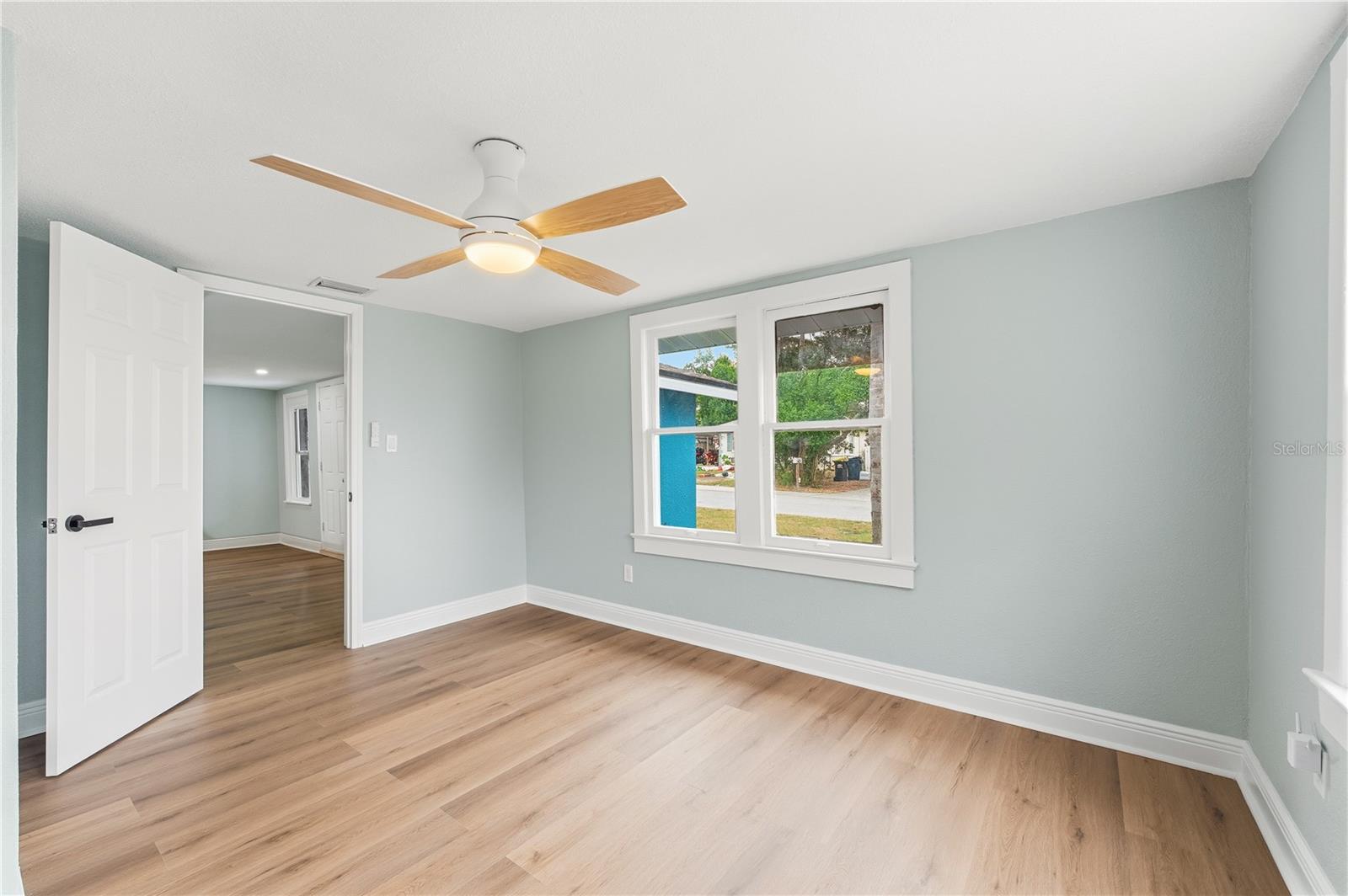 Image 19 of 34 For 616 Lime Street