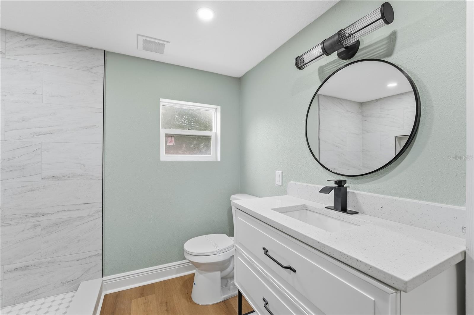 Image 26 of 34 For 616 Lime Street