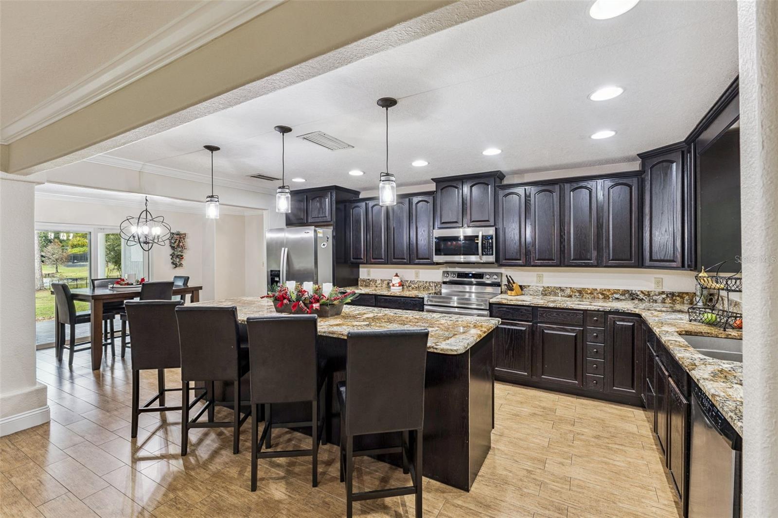 Image 12 of 35 For 530 Lake Bingham Road