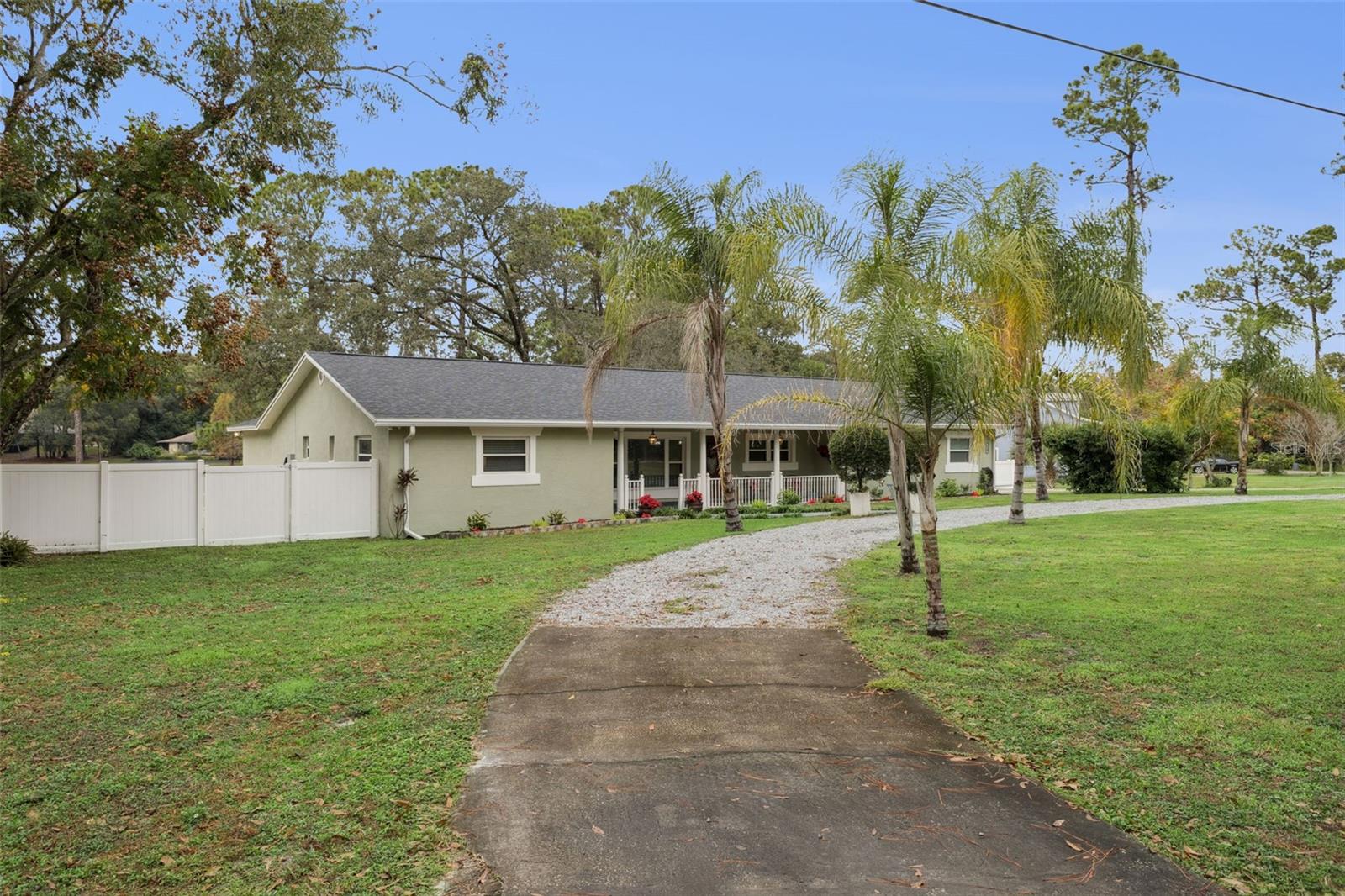 Image 2 of 35 For 530 Lake Bingham Road