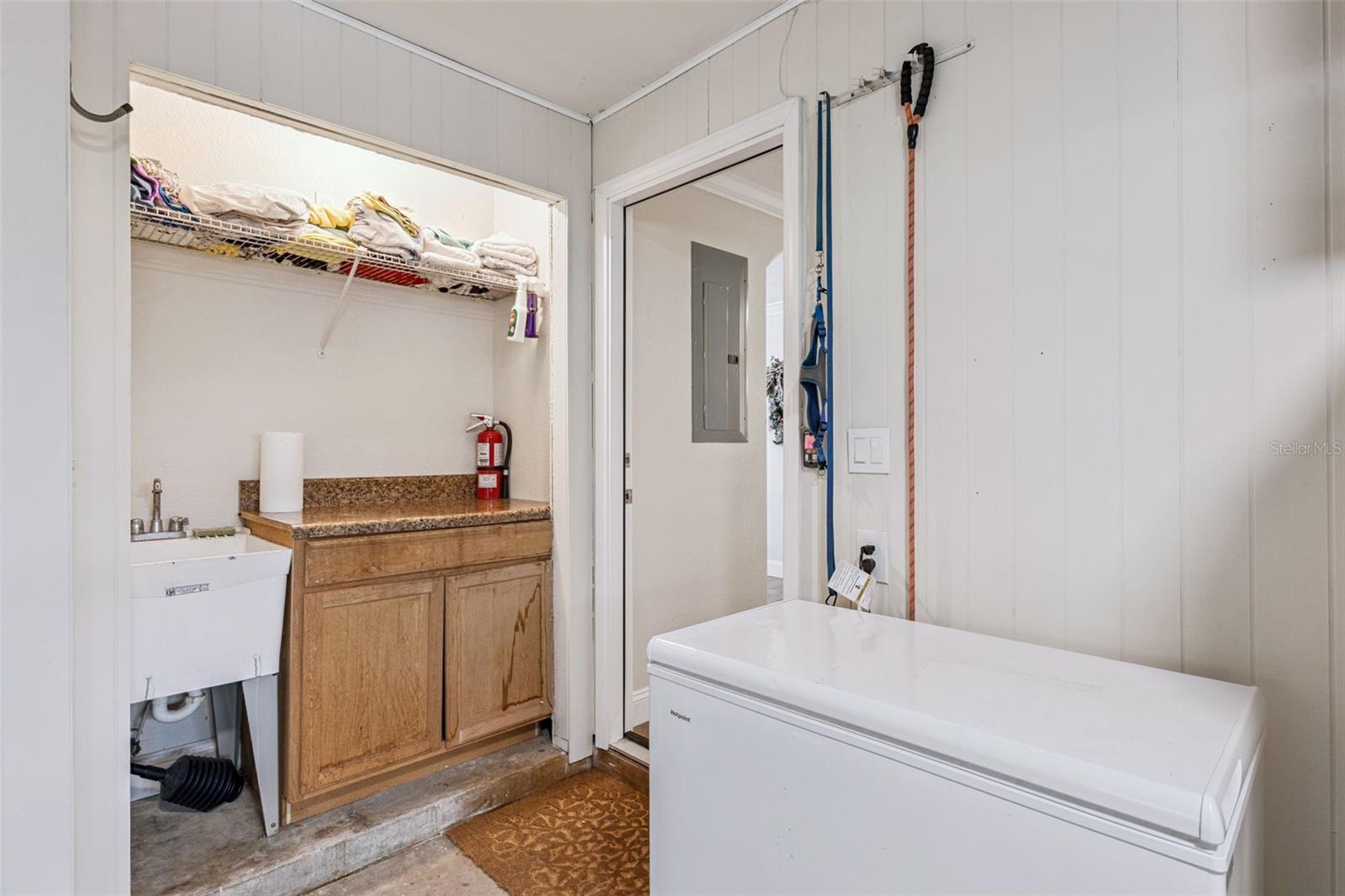 Image 22 of 35 For 530 Lake Bingham Road