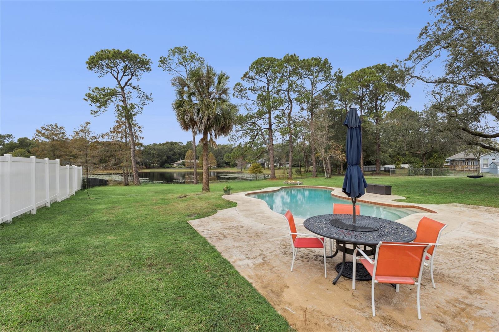 Image 31 of 35 For 530 Lake Bingham Road