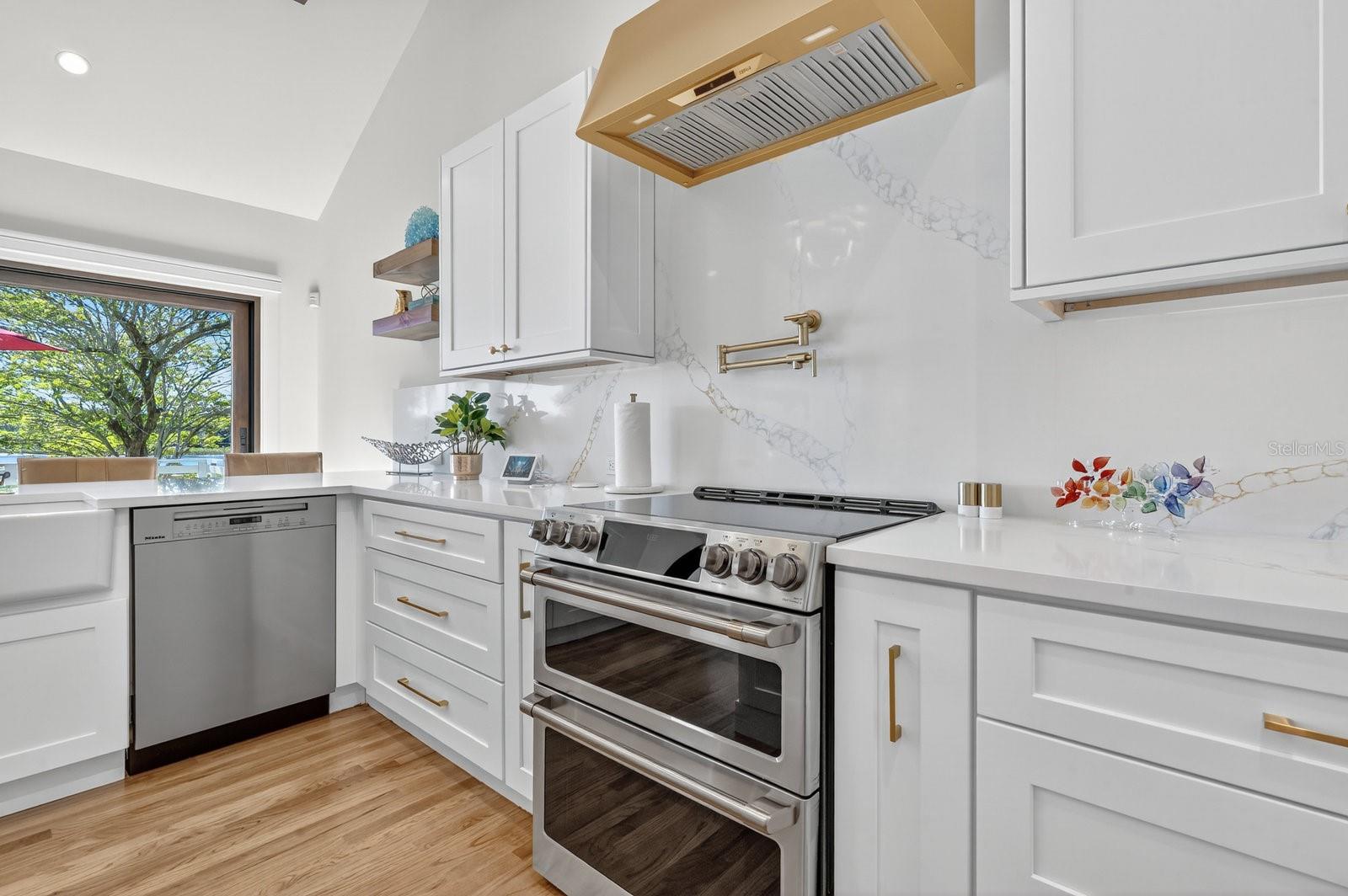 Image 26 of 78 For 631 Lake Catherine Drive