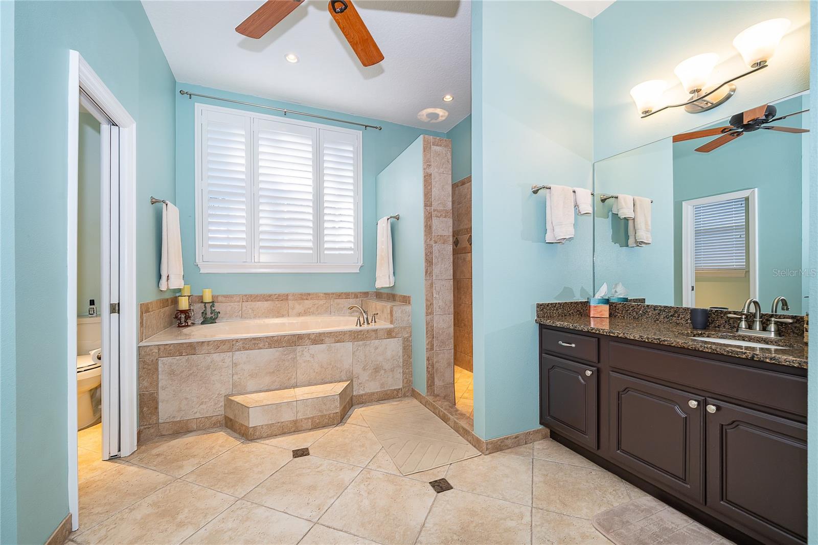 Image 17 of 38 For 5638 Craindale Drive