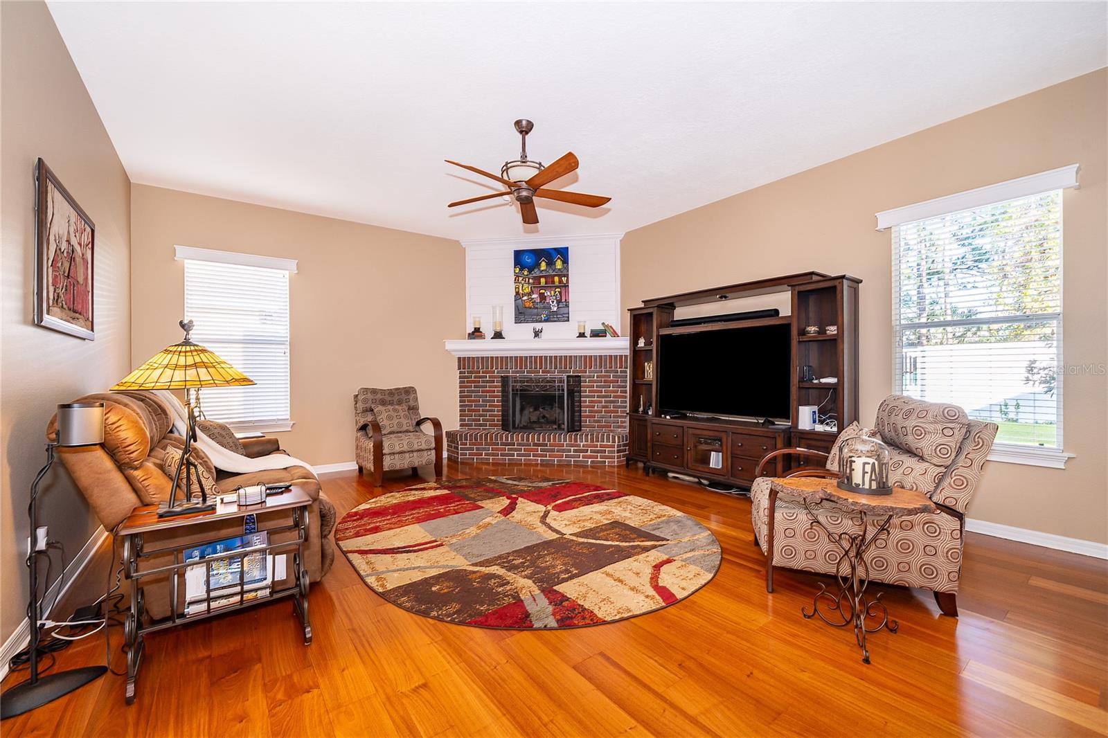 Image 23 of 38 For 5638 Craindale Drive