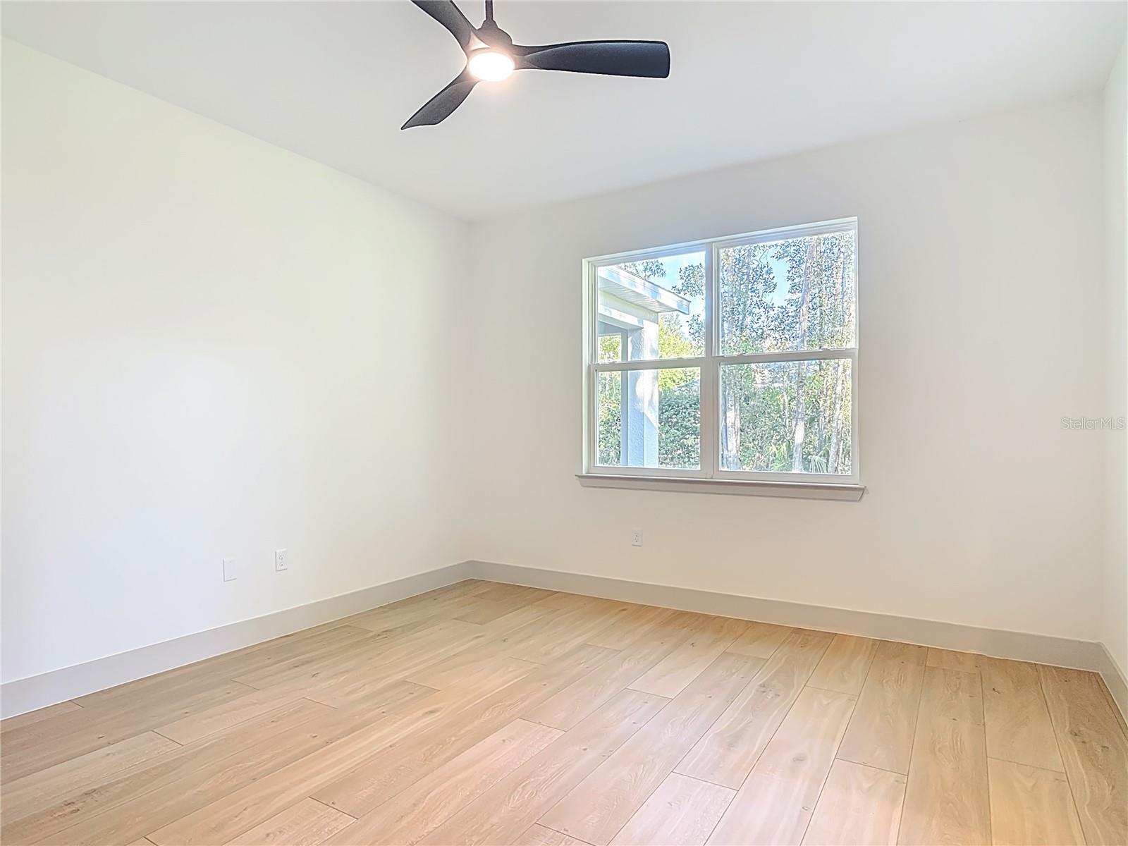 Image 18 of 46 For 226 W Pennsylvania Avenue