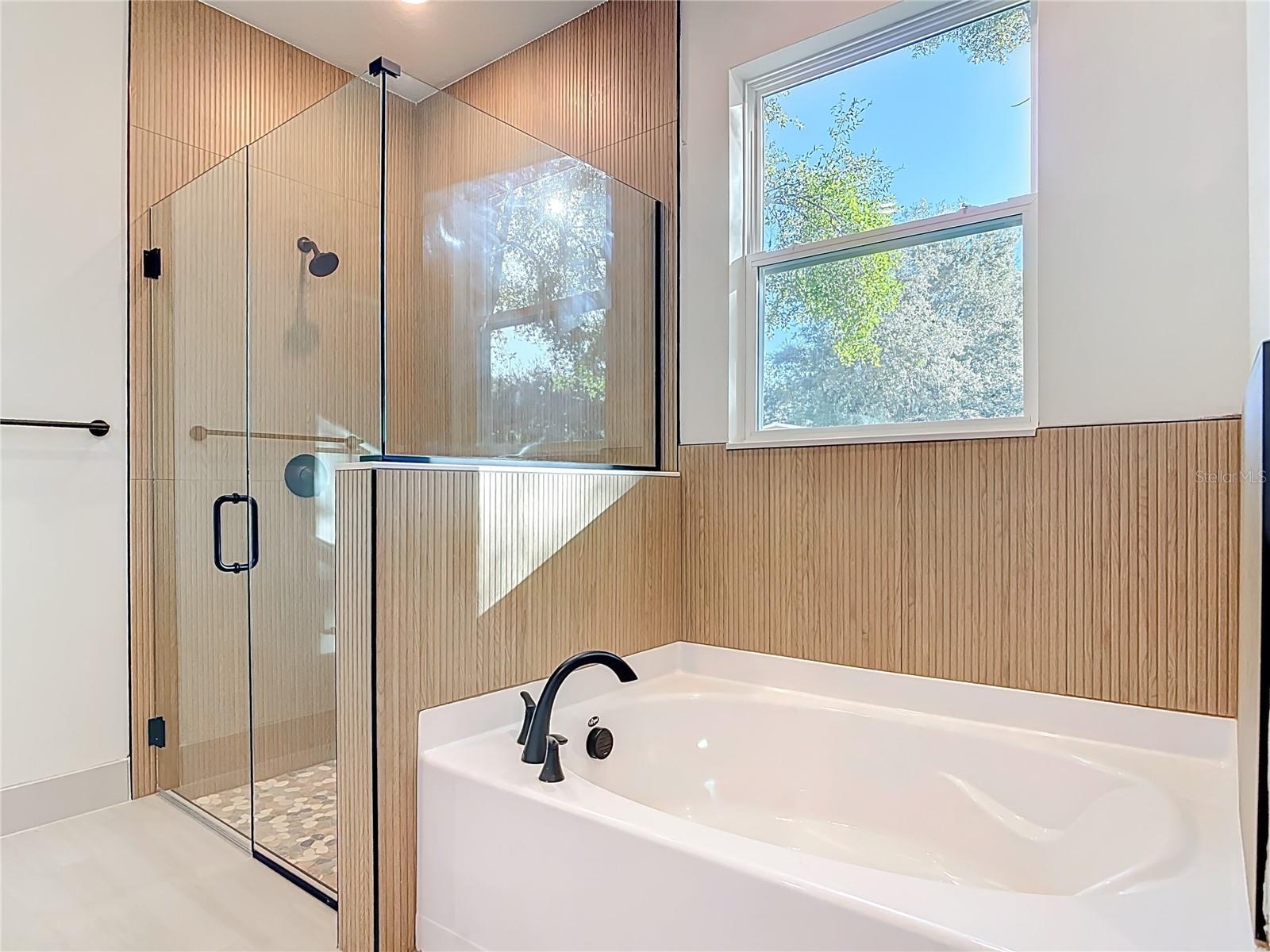 Image 20 of 46 For 226 W Pennsylvania Avenue