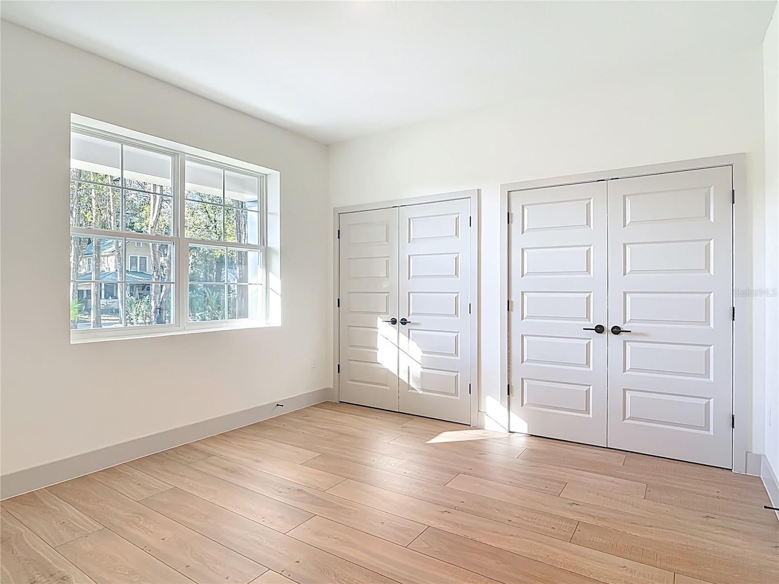 Image 23 of 46 For 226 W Pennsylvania Avenue