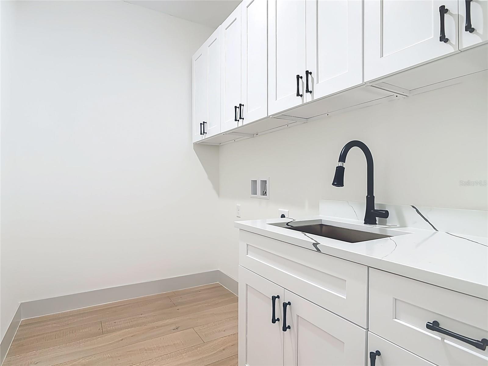 Image 35 of 46 For 226 W Pennsylvania Avenue