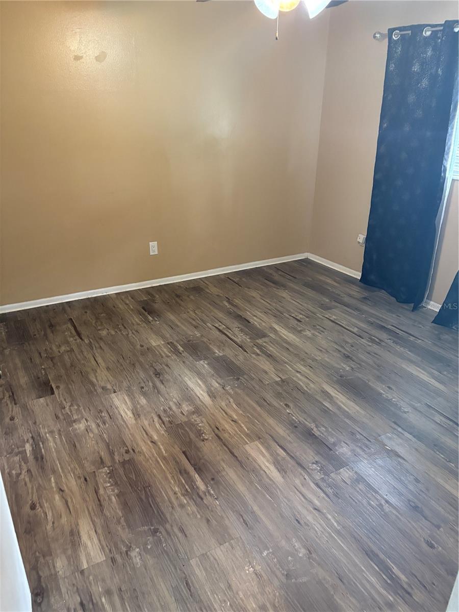 Image 6 of 11 For 6077 North Lane