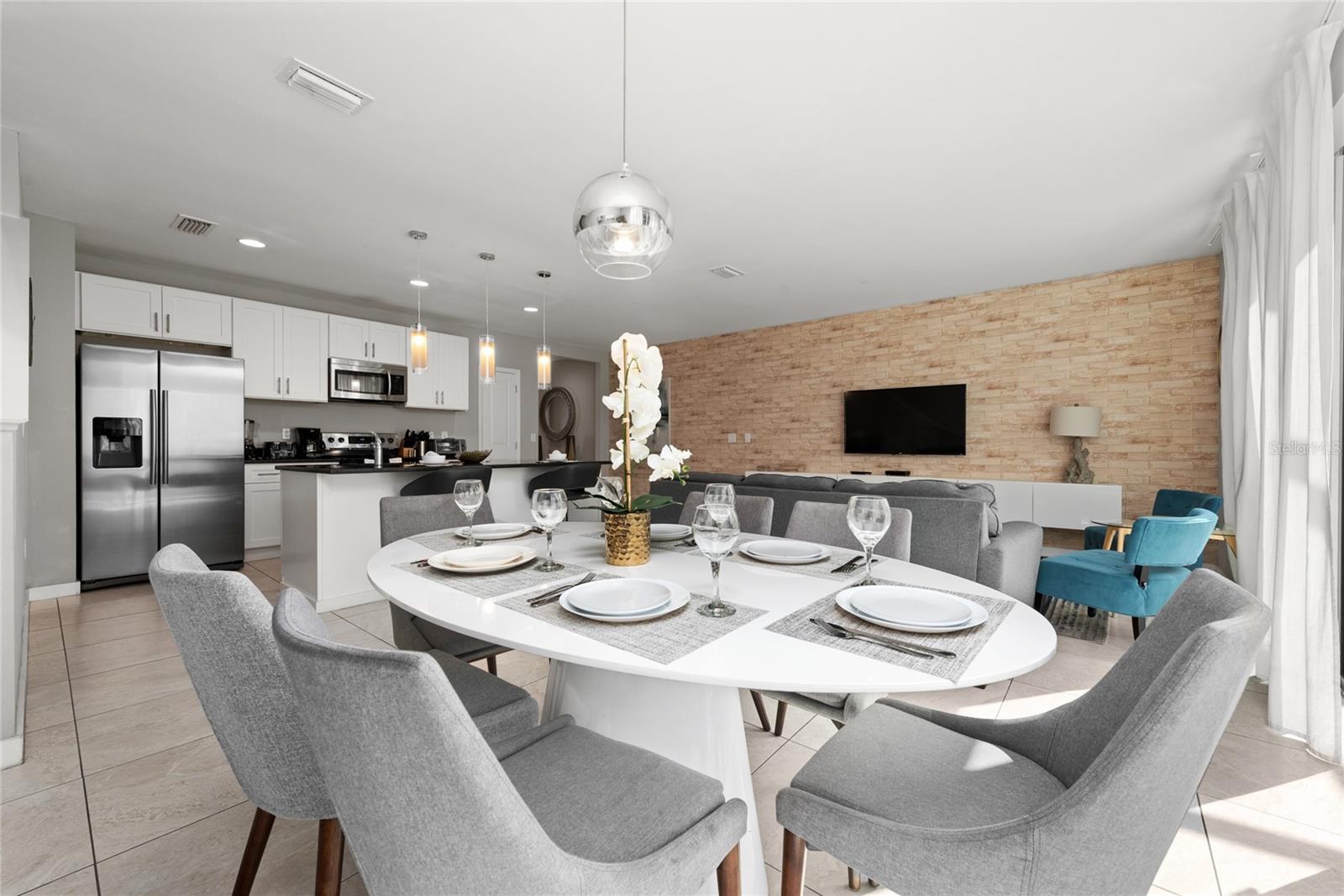 Image 21 of 29 For 4402 Le Reve Court