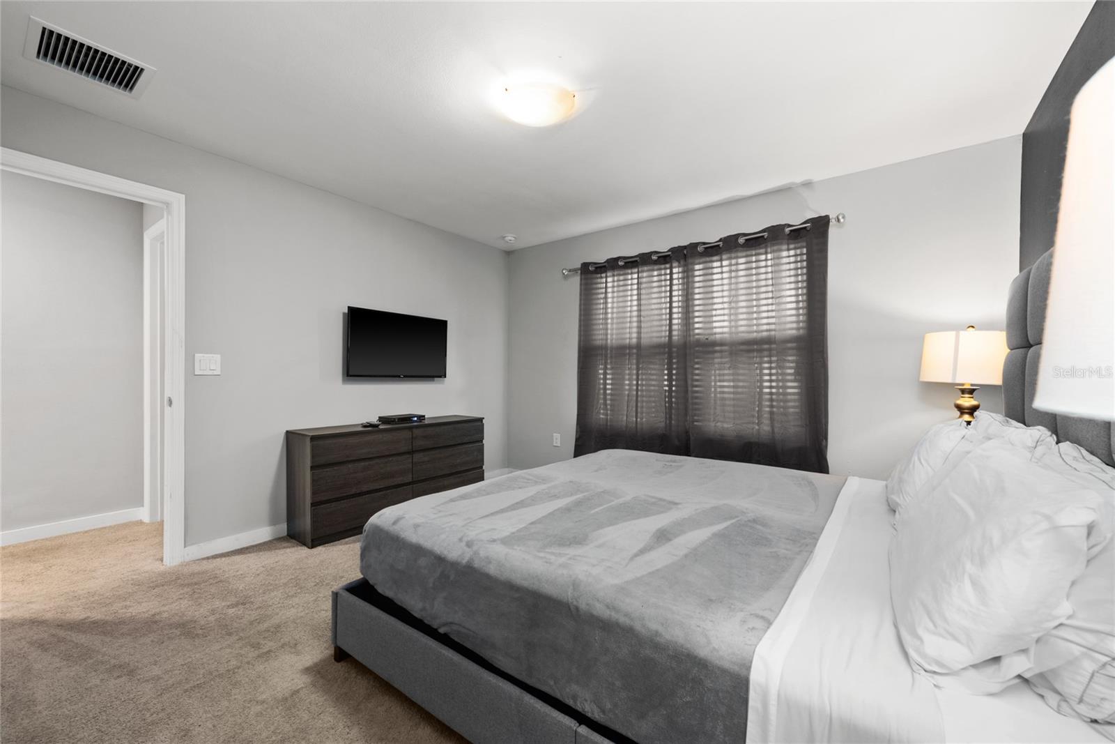 Image 9 of 29 For 4402 Le Reve Court