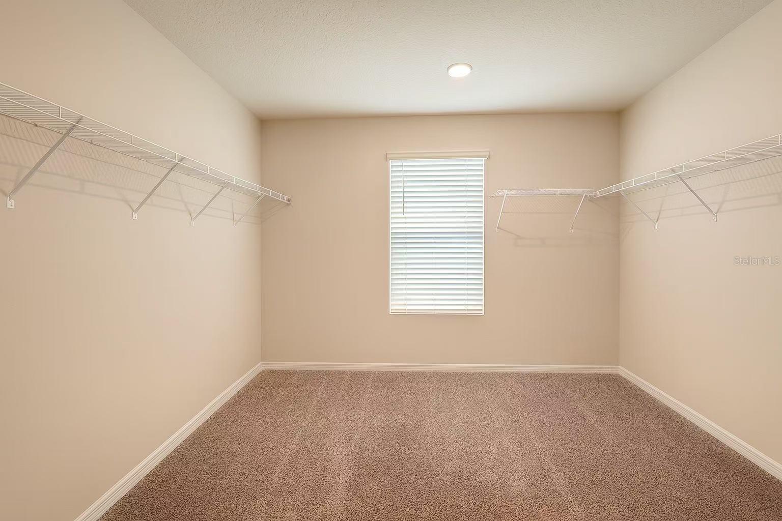 Image 13 of 31 For 17351 Million Lakes Court