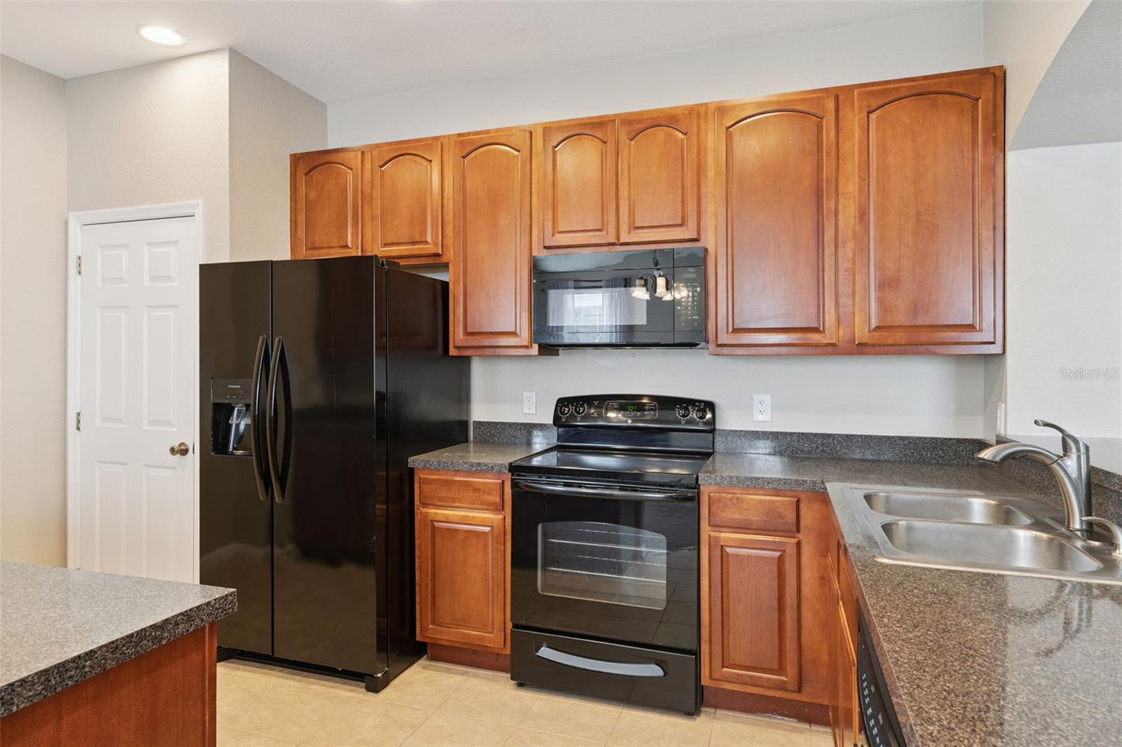 Image 7 of 19 For 14038 Evening Sky Place