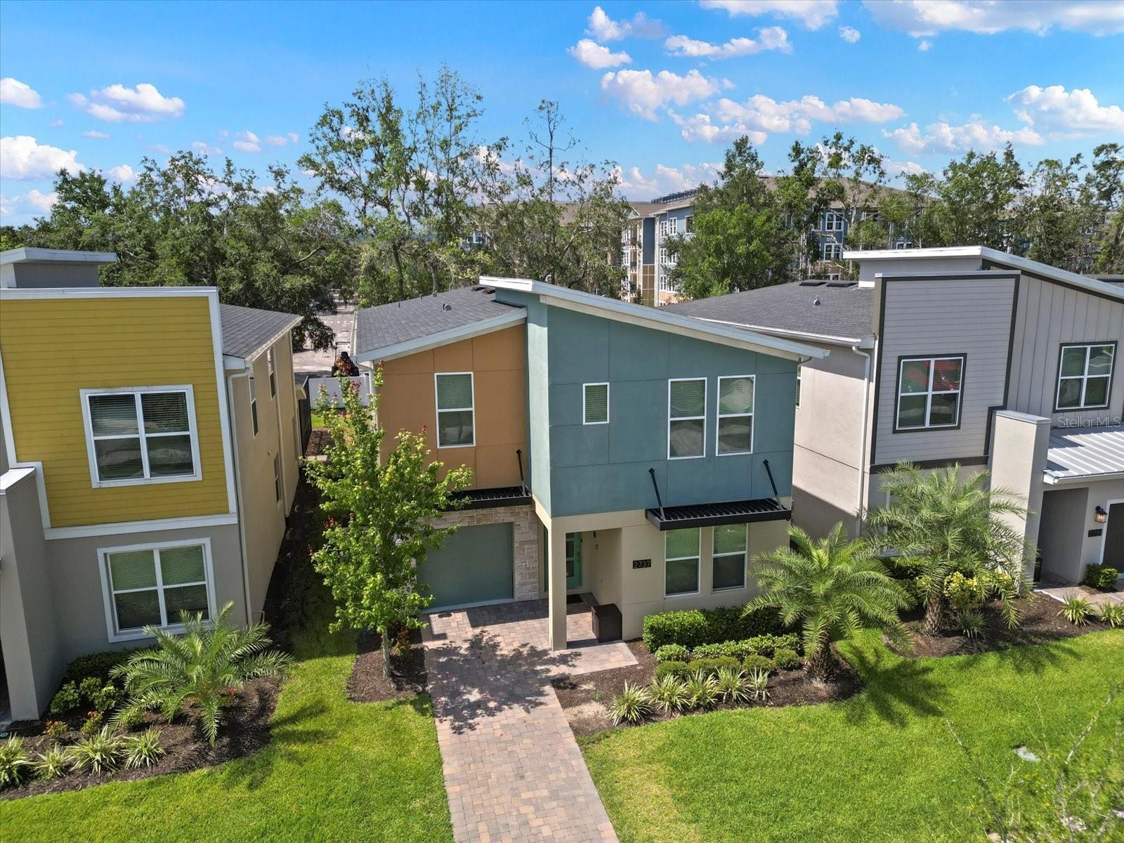 Image 13 of 77 For 2737 Bookmark Drive