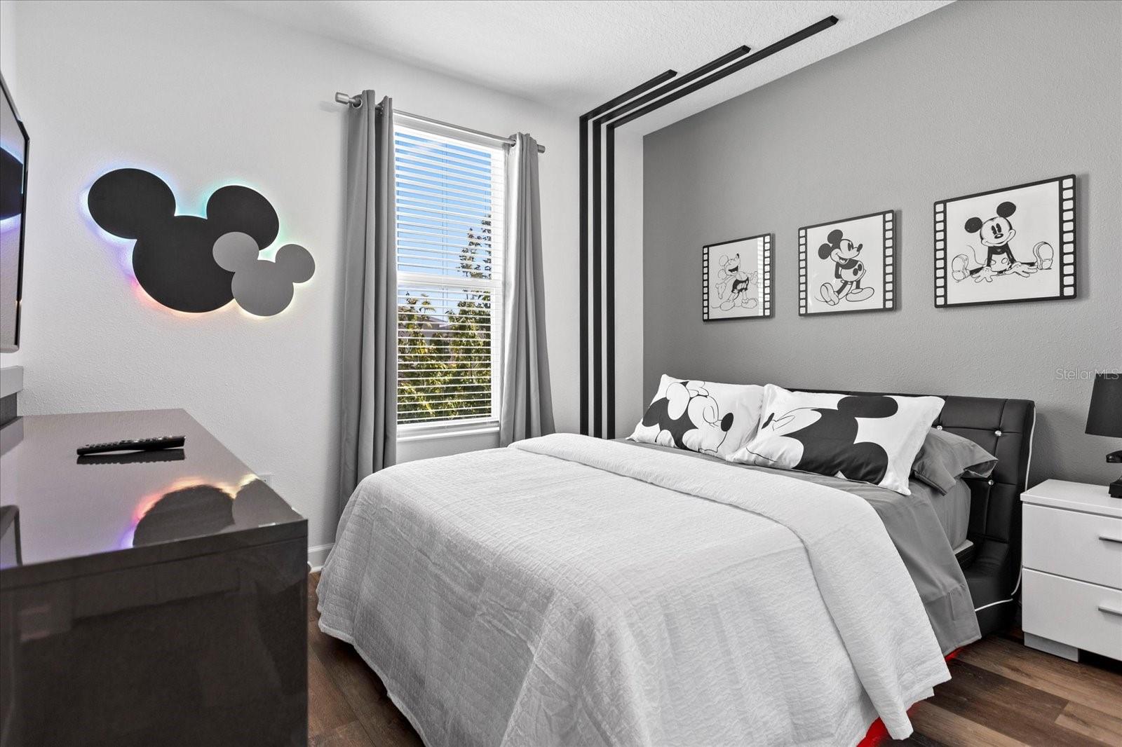 Image 5 of 77 For 2737 Bookmark Drive