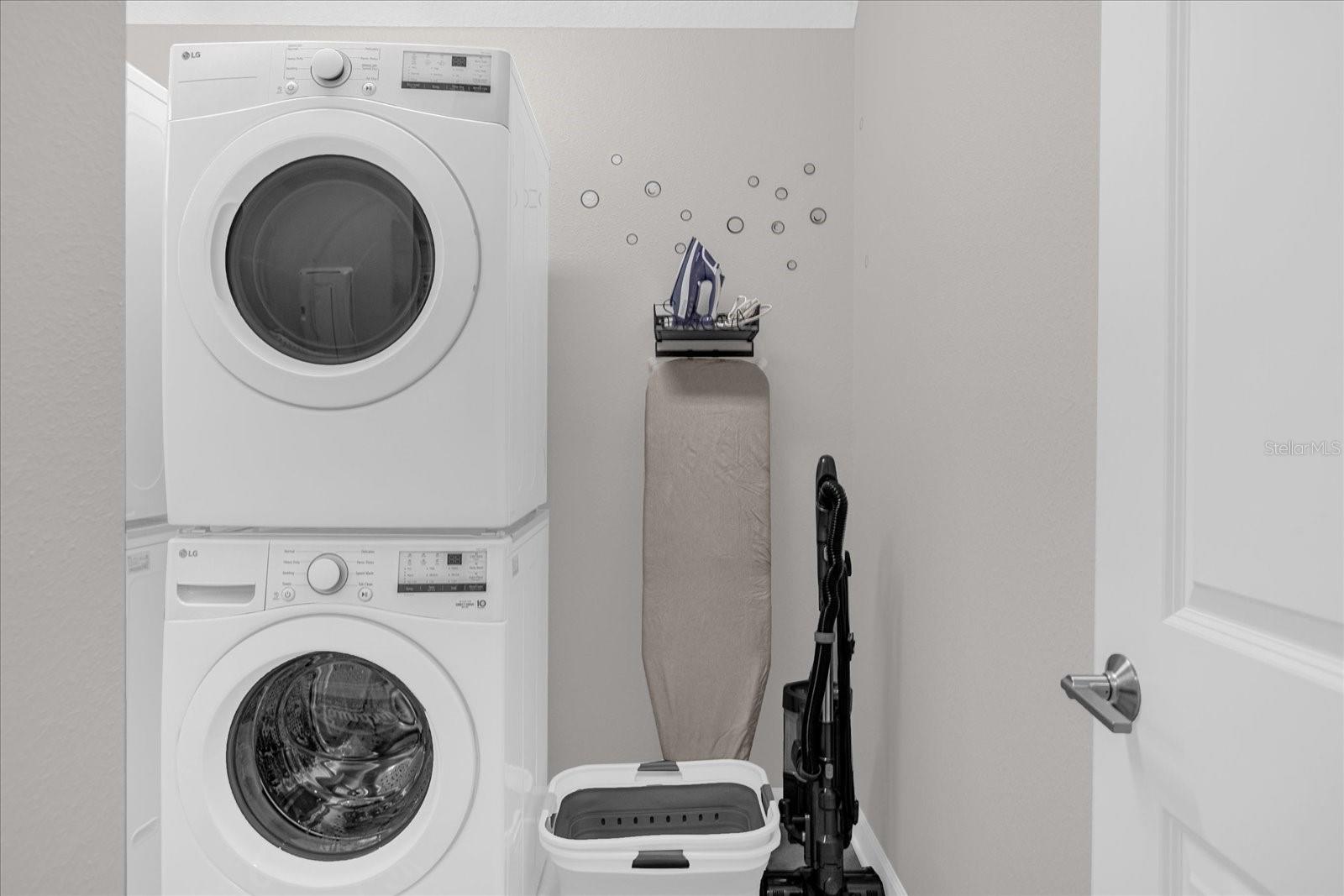 Image 72 of 77 For 2737 Bookmark Drive