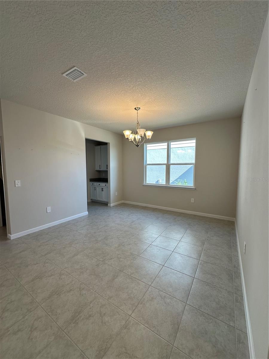 Image 15 of 98 For 3785 Blue Mountain Way