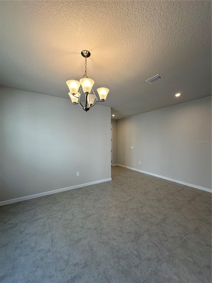 Image 16 of 98 For 3785 Blue Mountain Way